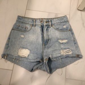 Bullhead High waisted Mom short